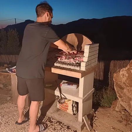 Pasare Glamping_anglonaruralexperience ラグジュアリーテント Perfugas